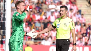 La explicación del VAR sobre la mano de Íñigo Martínez aviva la polémica