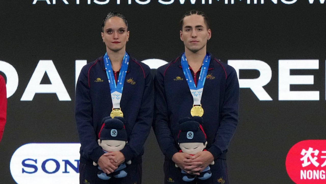 España se hace de oro en la Copa del Mundo de natación
