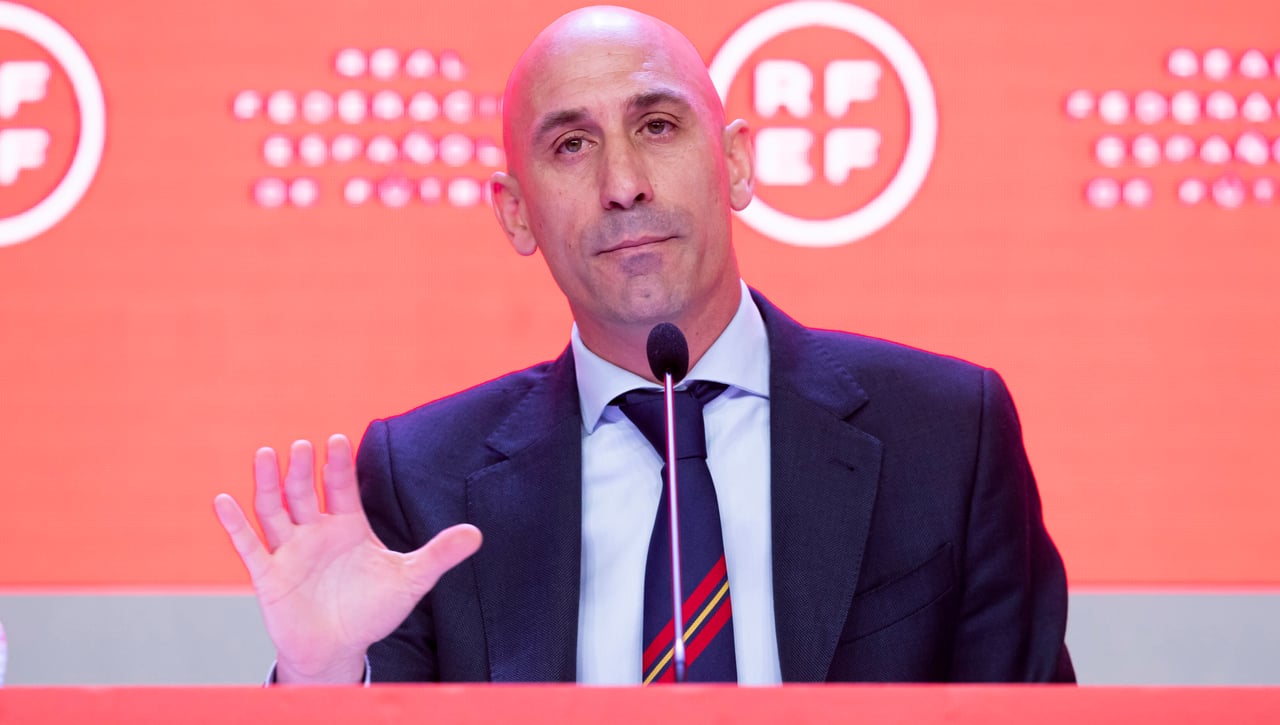 Rubiales lanza un comunicado contra el Gobierno para defenderse