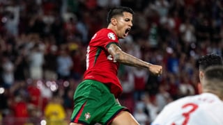 Se lo deja claro a Barcelona y Manchester City