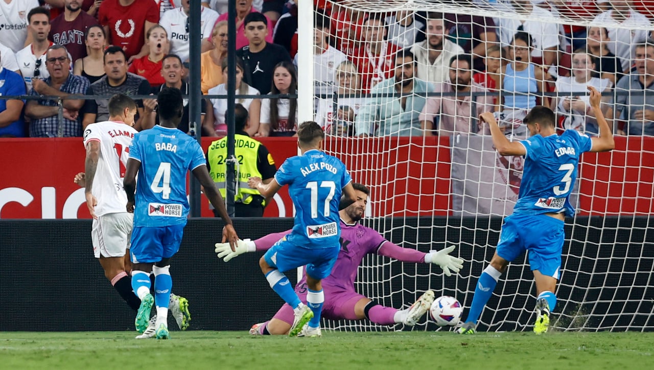 Aficionados del Almería se hartan y piden explicaciones tras el último tropiezo