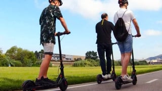 La DGT acaba con los patinetes eléctricos