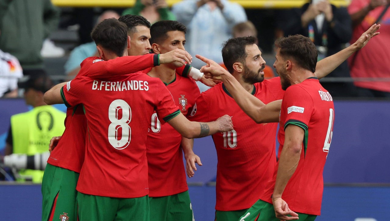 Turquía 0-3 Portugal: Aprovecha los errores defensivos y muestra su candidatura