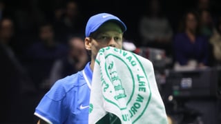 Sinner paga los platos rotos de Swiatek