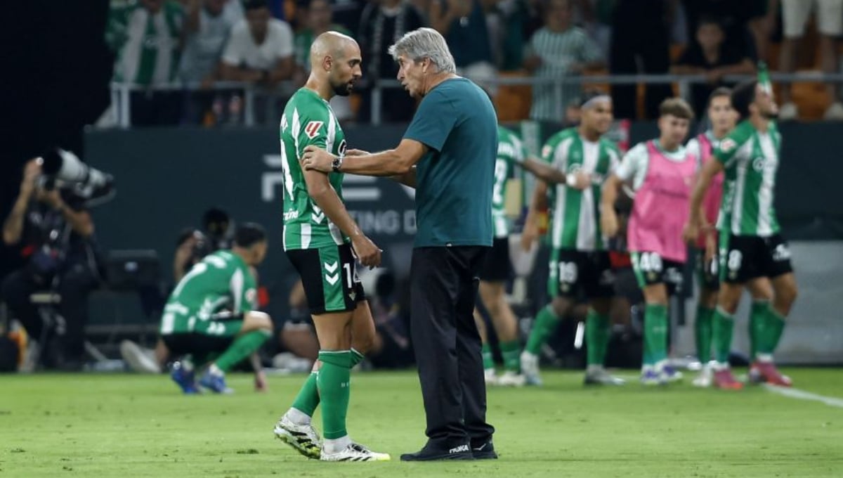 El Betis 'juega con 12': Muchísimo hype tras el debut de Amrabat en el Villamarín