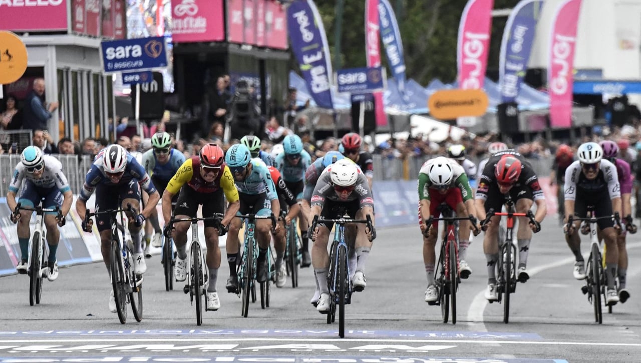 Giro de Italia 2025 | Etapa 8, recorrido, perfil, horarios y donde ver en TV hoy la etapa entre Giulianova - Castelraimondo