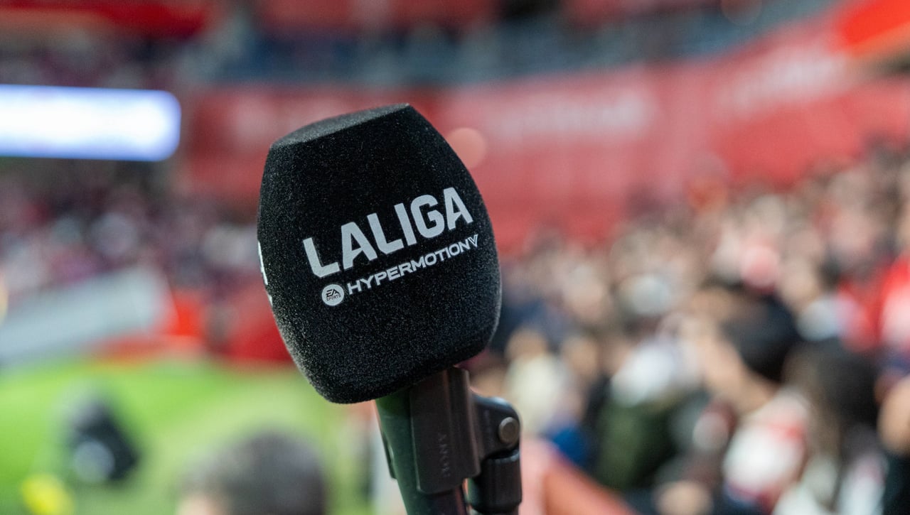 Jornada 15 de LaLiga Hypermotion 2025-26 | Partidos, horarios y dónde ver en TV la Segunda división en vivo online