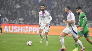 Caleta-Car, a la espera