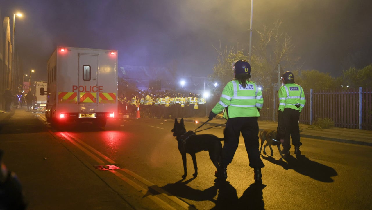 Un muerto y un herido en un ataque terrorista en París