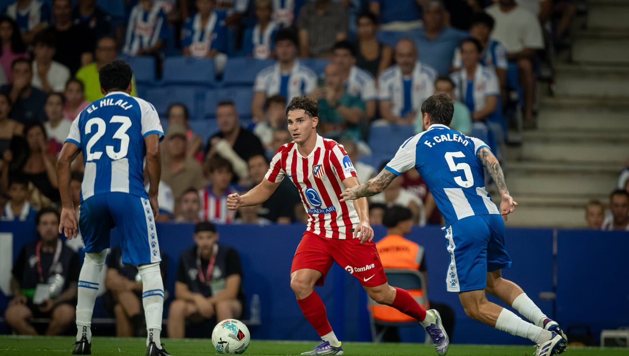 Espanyol 2-1 Atlético de Madrid: Pere Milla deja en nada el gol de falta de Julián Álvarez