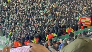 Seis hinchas del Betis, detenidos por los altercados en Old Trafford