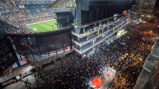 ¡Insólito en Valencia! Manifestación masiva contra Peter Lim antes del partido frente al Athletic