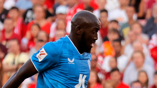 Koné, ingresado tras desplomarse