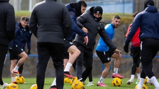 Un brote de gastreoenteritis complica a Luis García Plaza