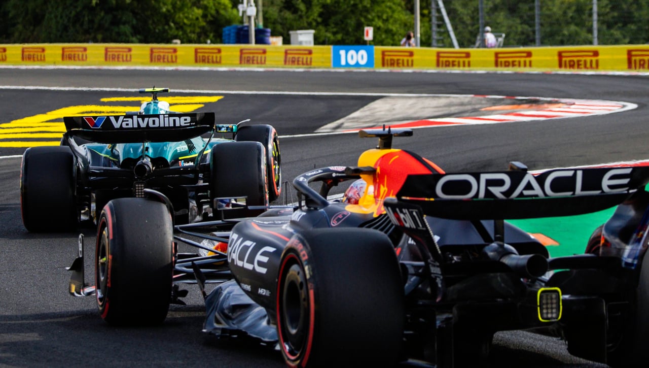 Aston Martin da la campanada definitiva en Hungría