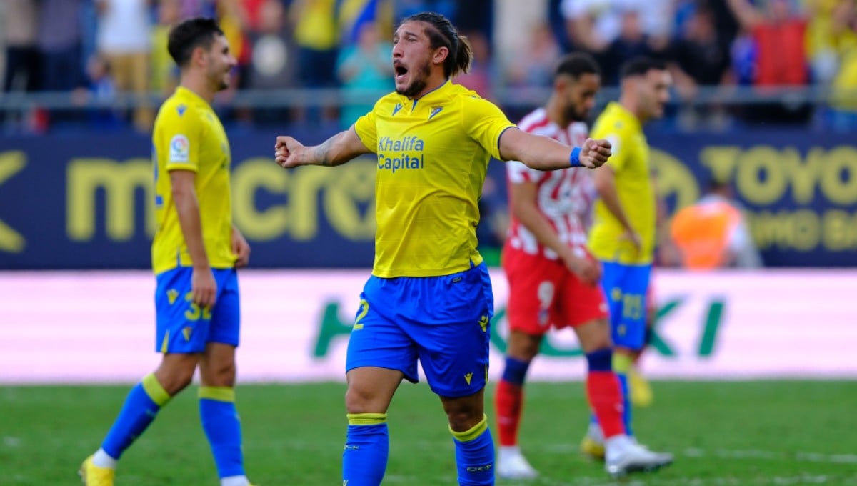 Piden la salida del Pacha Espino: "Cádiz le queda chico al uruguayo"