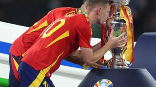 Dani Olmo, pendiente del Barça 
