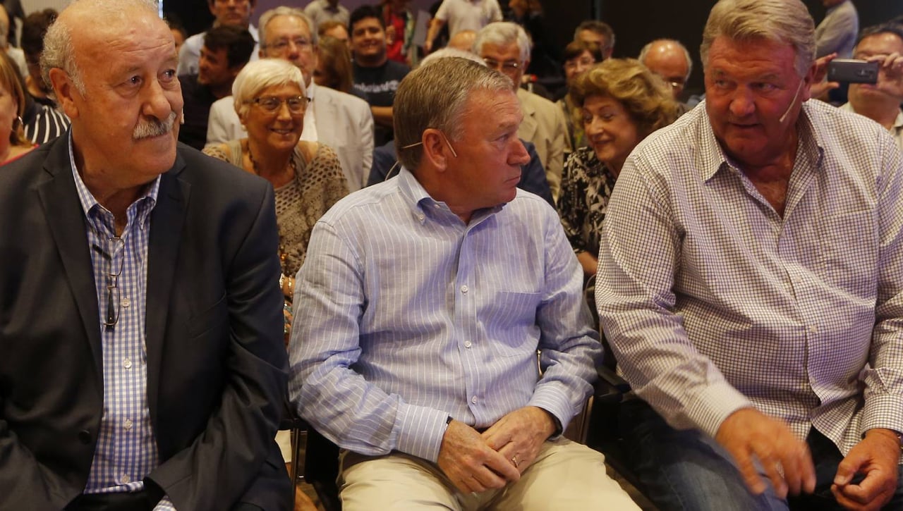 Clemente le echa más leña al fuego de Luis de la Fuente