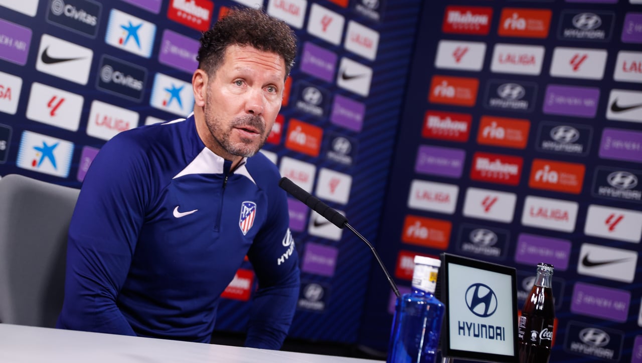 Simeone lanza un dardo a Memphis Depay: "¿Lo viste entrenar?"