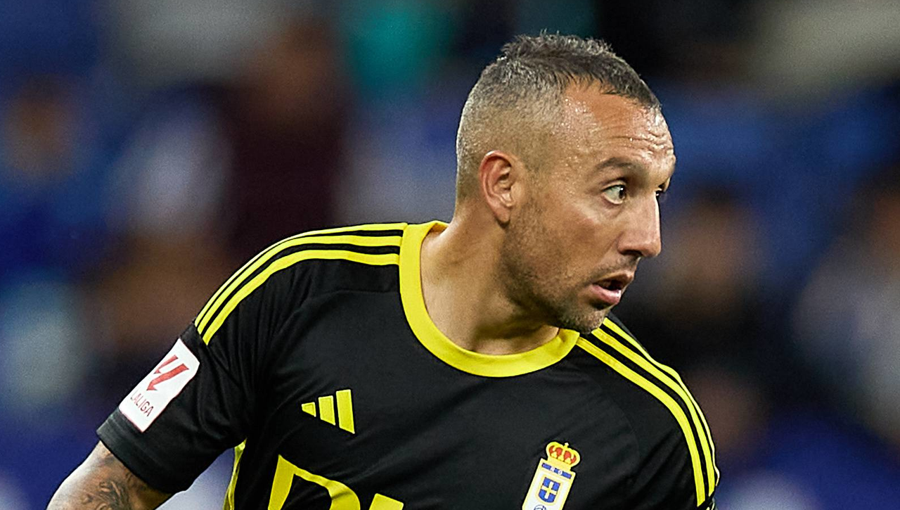 Santi Cazorla, claro con Javi Calleja