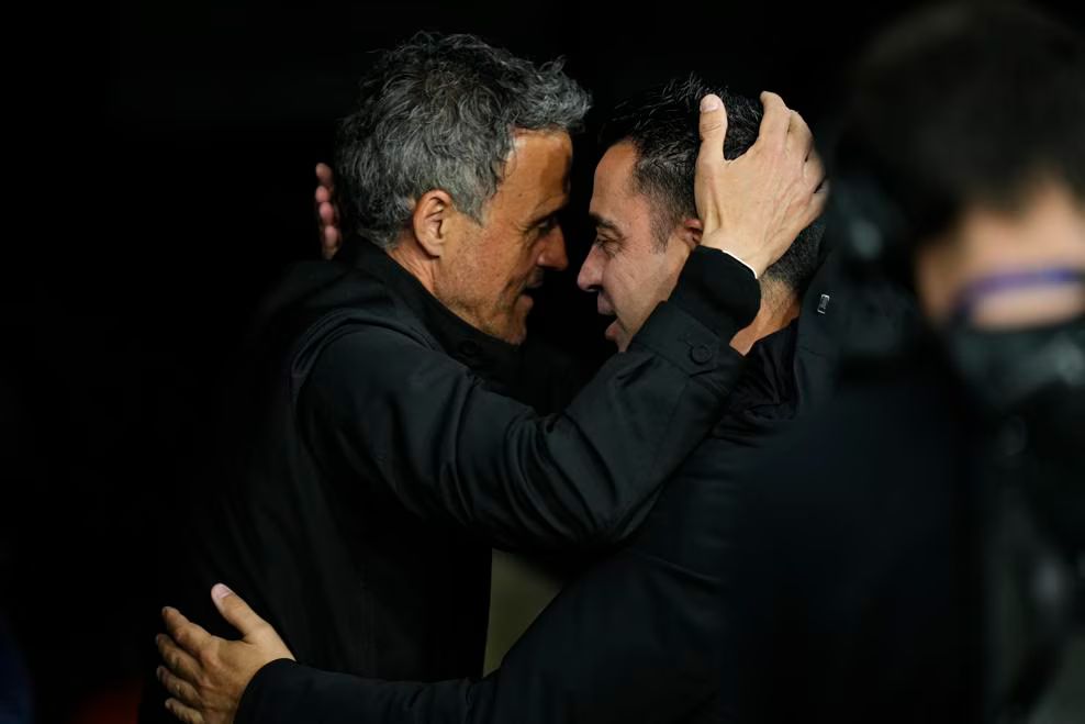 Luis Enrique, un recado para Xavi y una petición para Mbappé