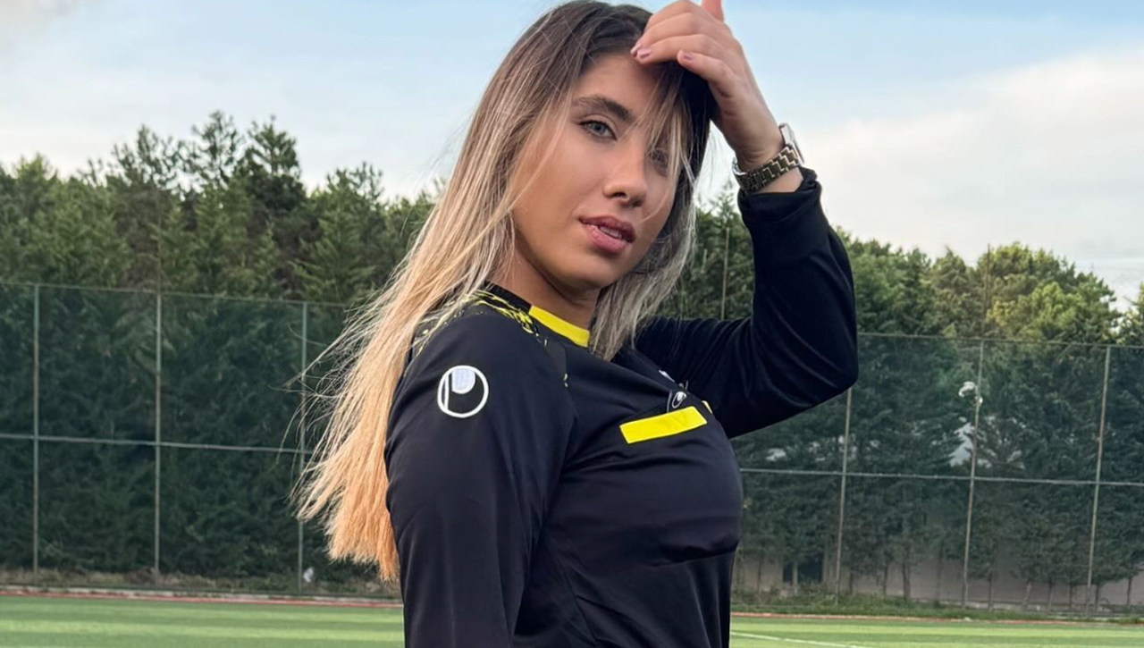 Suspendida por protagonizar un vídeo sexual que ella desmiente