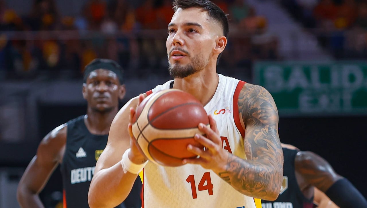 Willy Hernangómez se lo comunica a la Selección española