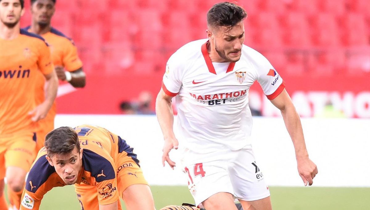 El Sevilla estudia tres vías de salida para Óscar Rodríguez