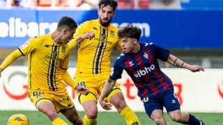 Resumen jornada 36 LaLiga Hypermotion: El Eibar aprovecha el pinchazo del Espanyol y el ascenso arde más que nunca