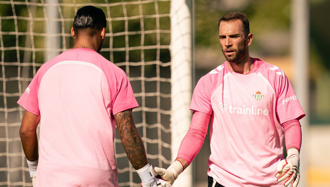 Pellegrini se sale con la suya en la portería: veteranía, equilibrio y pies