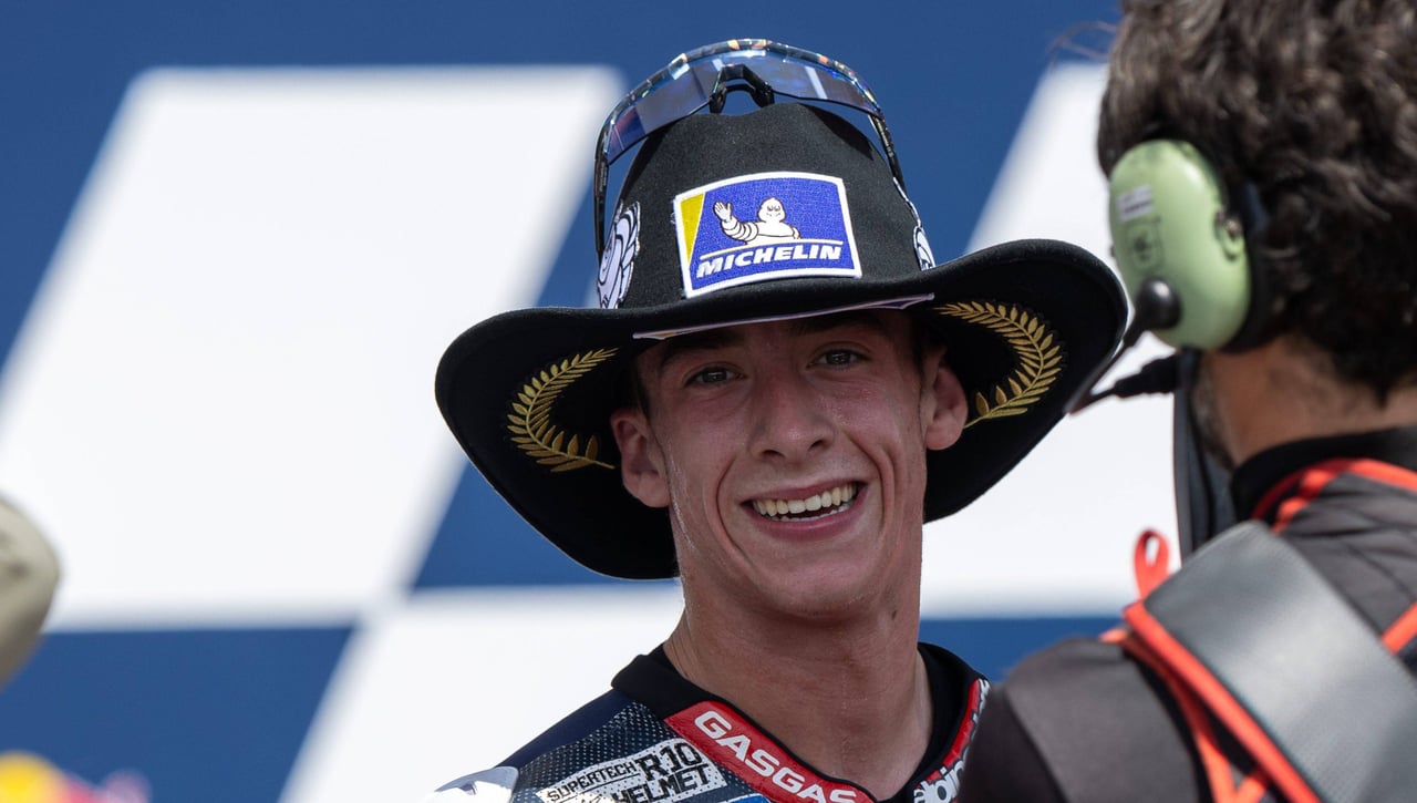 Pedro Acosta y Max Verstappen, caminos paralelos