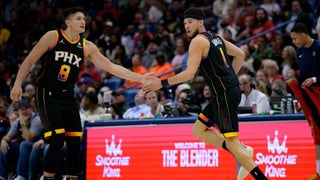 Los Celtics se confirman en la noche de Devin Booker