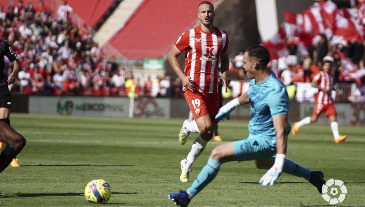 El uno a uno de los jugadores del Almería frente al Athletic Club