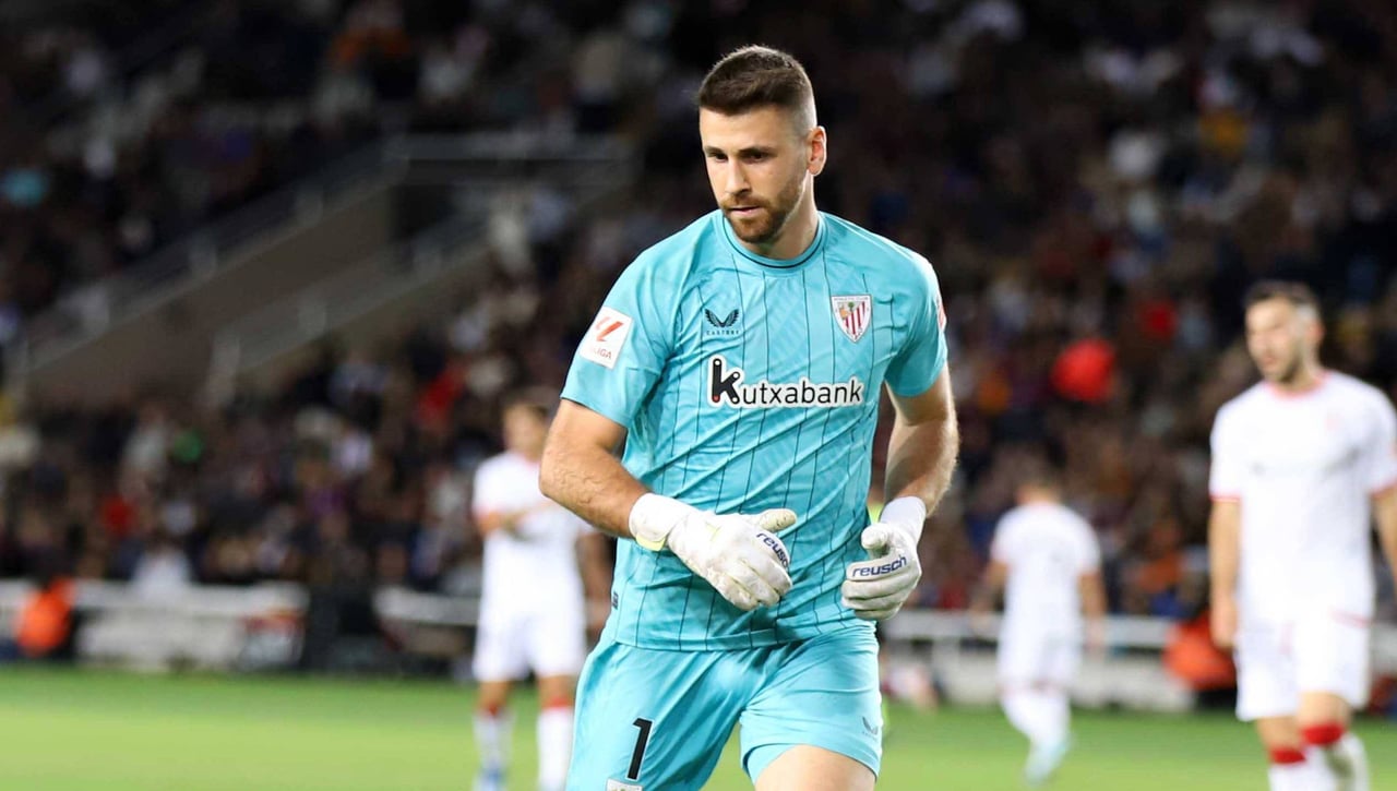 Histórico del Athletic Club y de la Selección española se rinde a Unai Simón