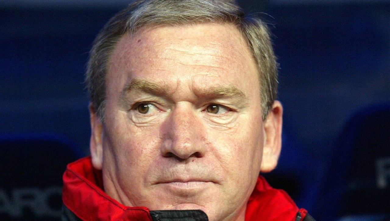 Javier Clemente hace tambalear la filosofía del Athletic, al que mete en un lío con Nico Williams