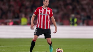 Mikel Vesga se queda fuera de juego