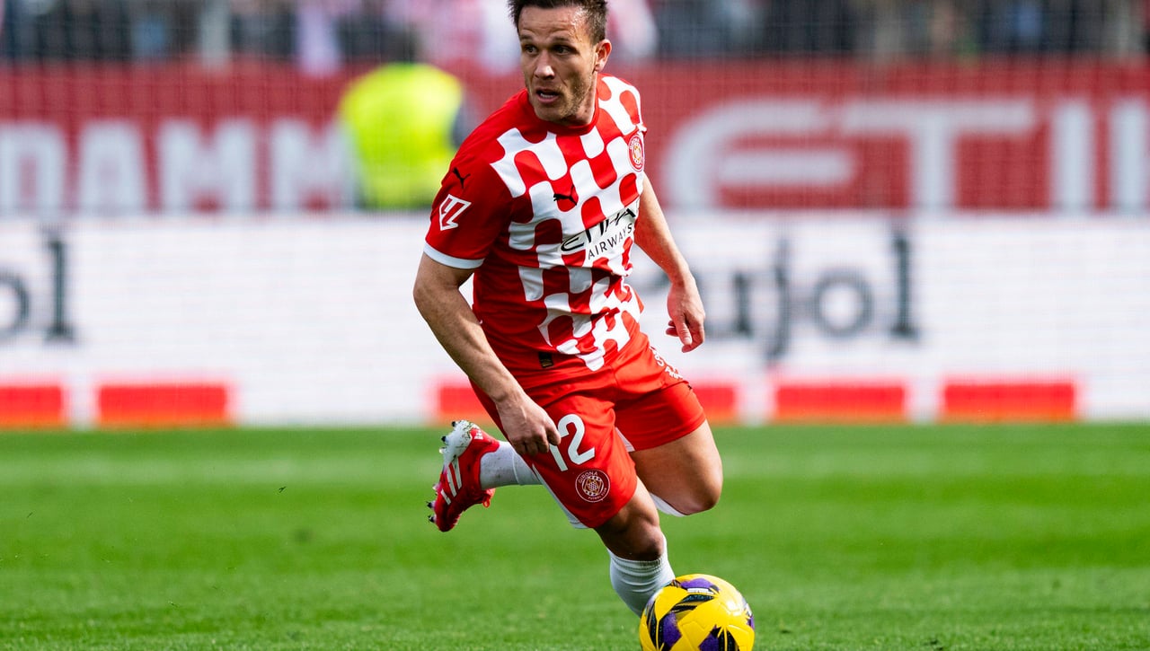 Atentos a Arthur Melo