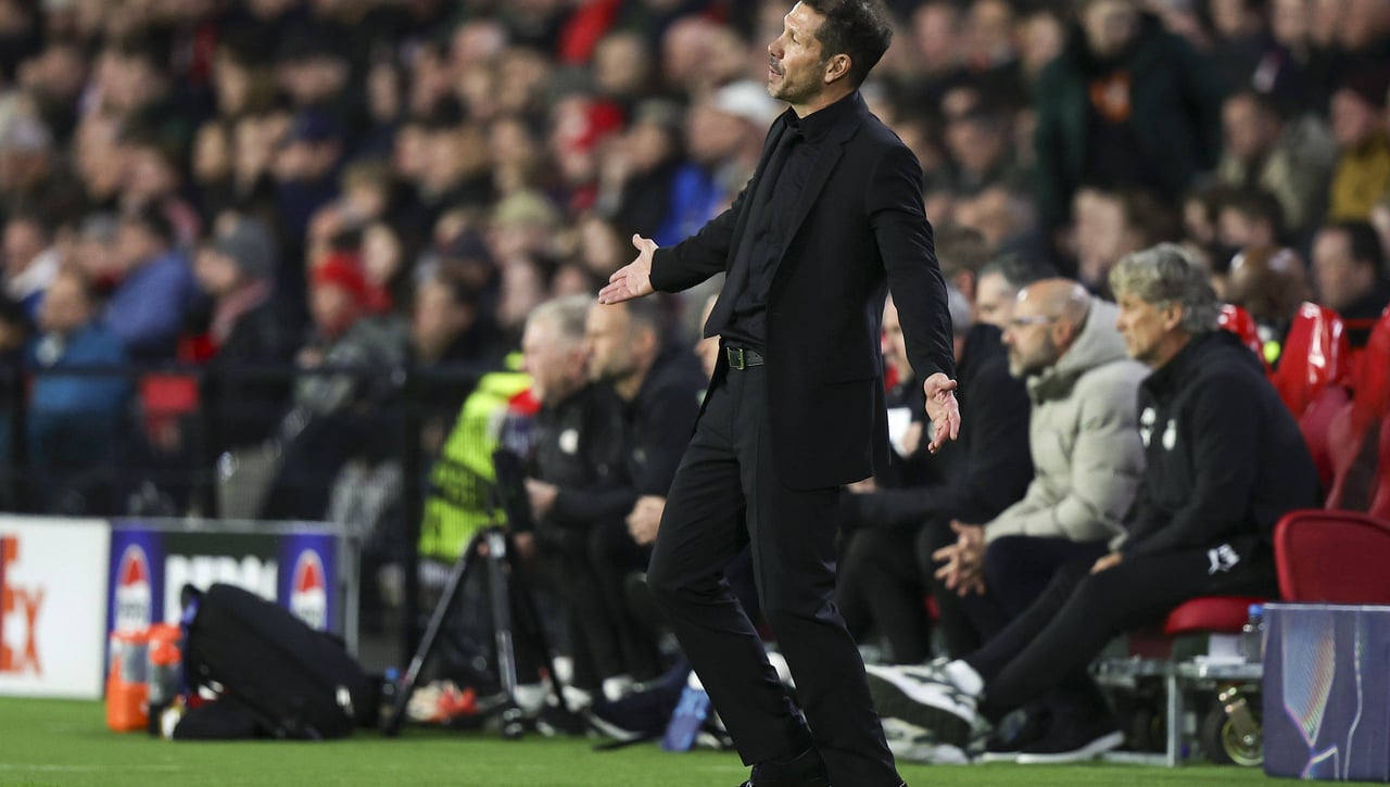 Simeone se rinde ante Sorloth y Julián Álvarez: "Impresionante"