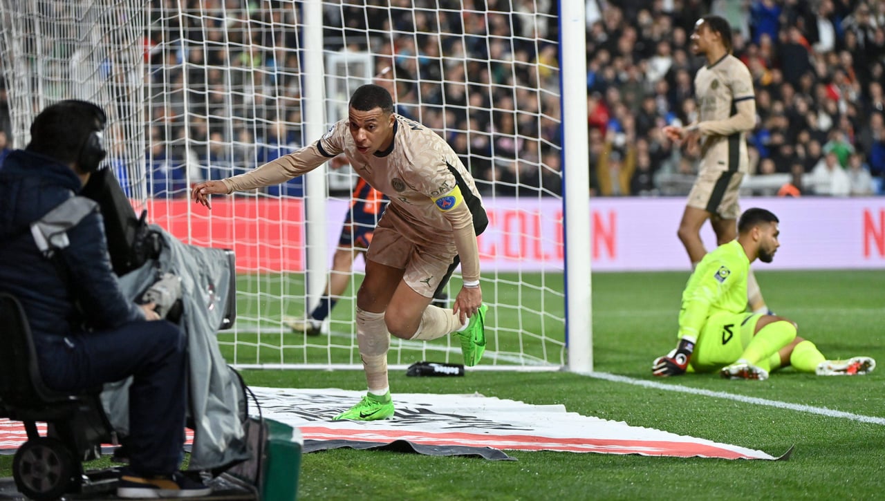 Mbappé llama la atención del Barça