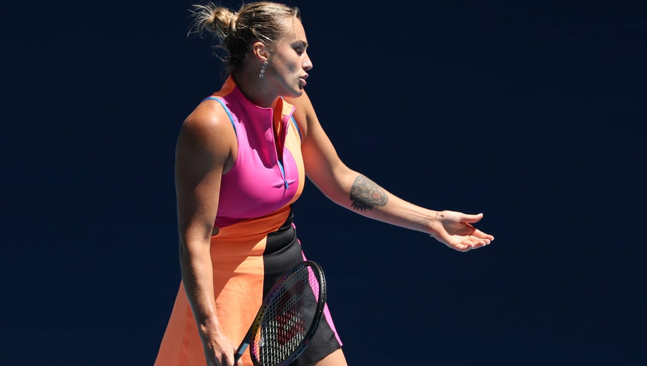 Sabalenka escapa de la trampa de Potapova para seguir avanzando en Australia