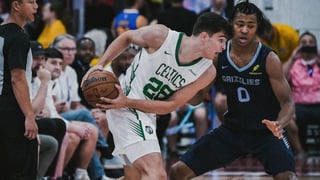 Hugo González da la sorpresa en su debut en la NBA