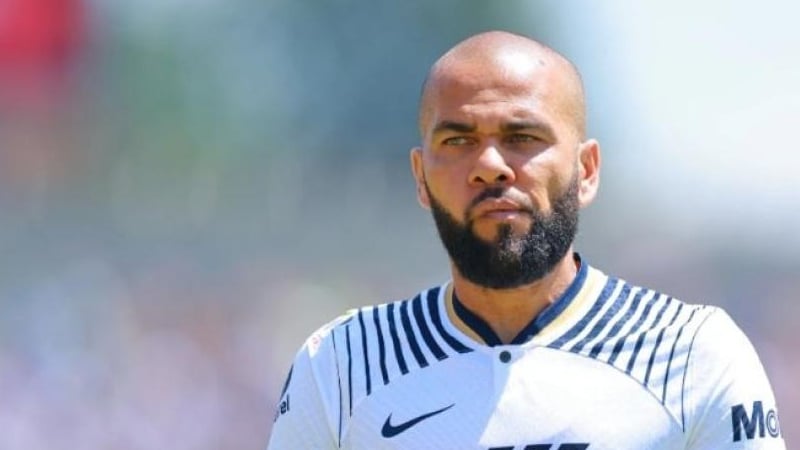 El ADN también golpea y desmiente a Dani Alves