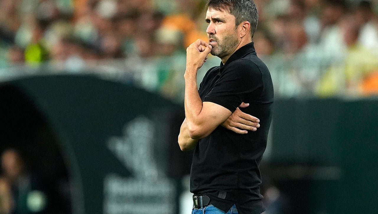 Coudet avisa para los siguientes partidos: "Necesitamos a todos enchufados"