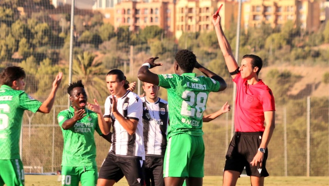 Cartagena B 3-1 Betis Deportivo: ¡Trata de arrancarlo, Alberto!