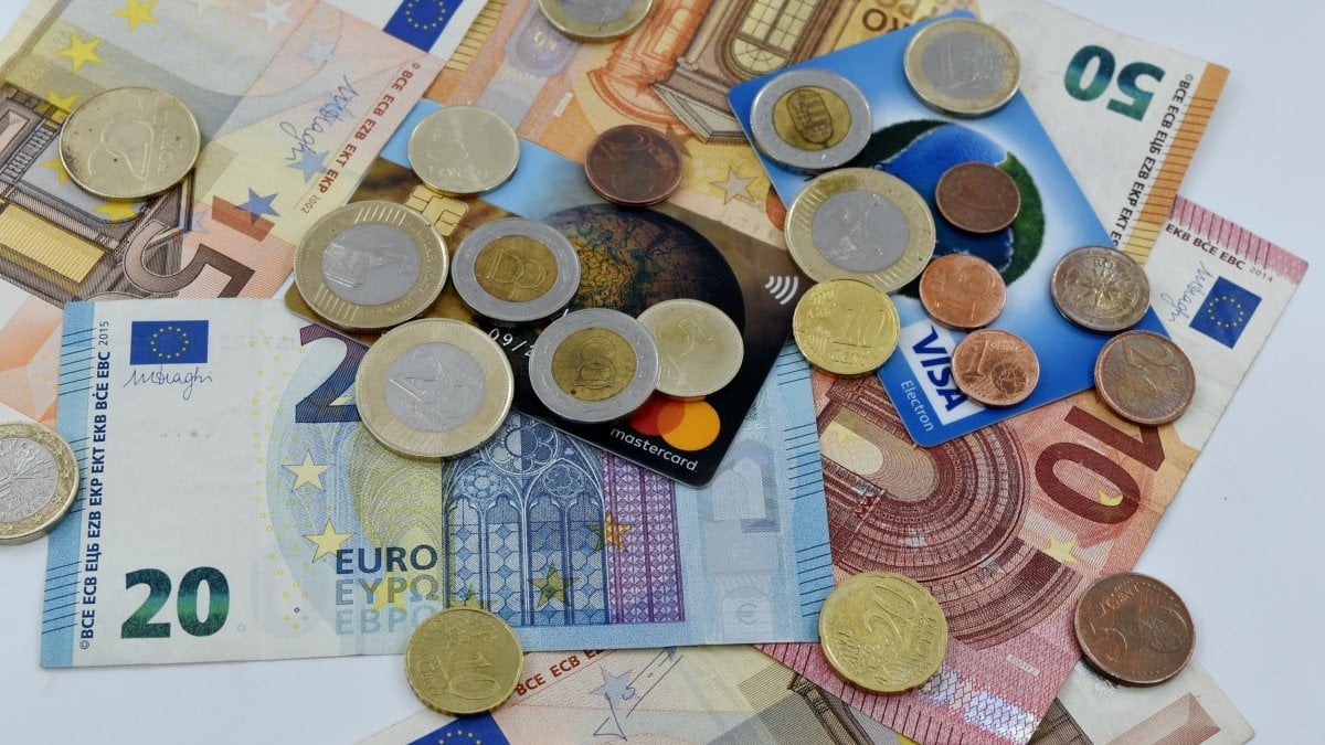 ¿Cómo saber si te han concedido la ayuda de 200 euros?