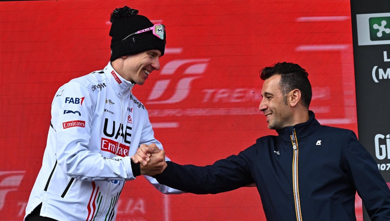 El rosado paseo triunfal de Pogacar hasta Roma