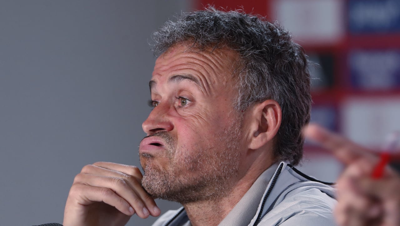 Una sorpresa en los cinco porteros de la prelista de la España de Luis Enrique para el Mundial de Qatar