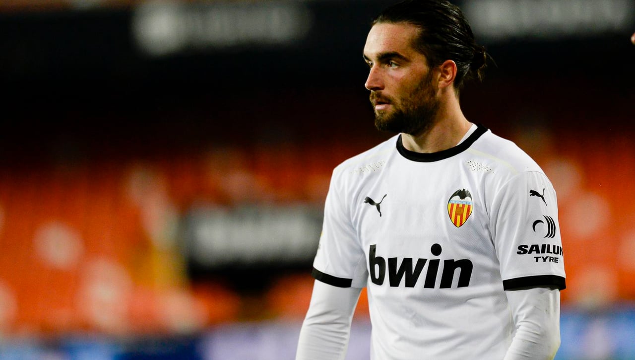 Jason, ex del Valencia, apunta a Peter Lim y pide un cambio: "Cuando juegas con fuego algún año va a pasar"