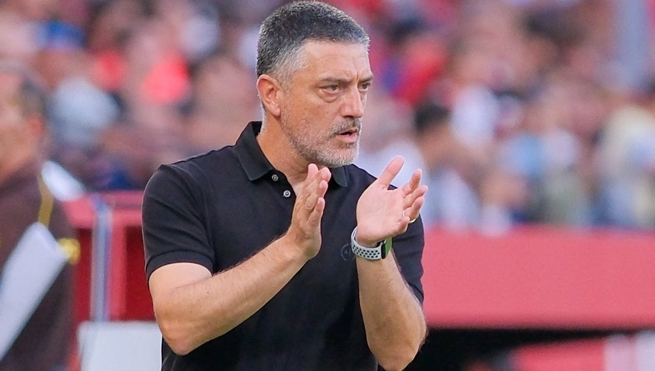 Decisión con consecuencias de García Pimienta en el Sevilla