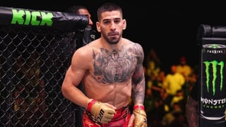 Porzingis sorprende y apunta a Ilia Topuria